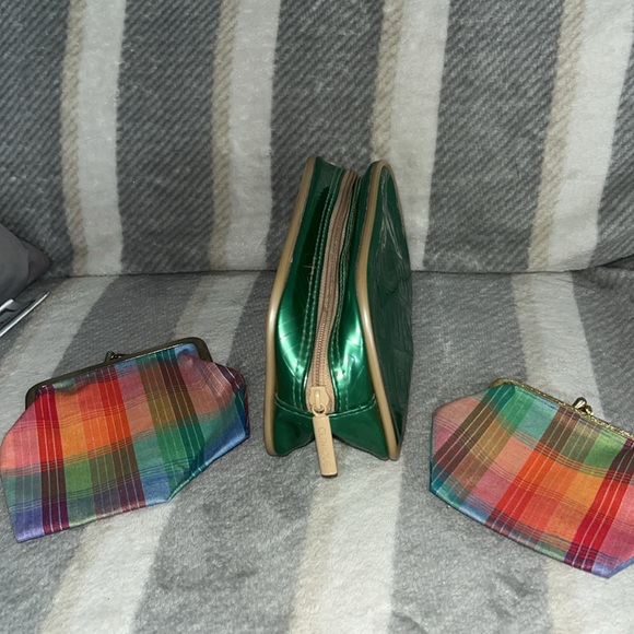 Case with Coordinating Plaid Coin Purses - Picture 2 of 4